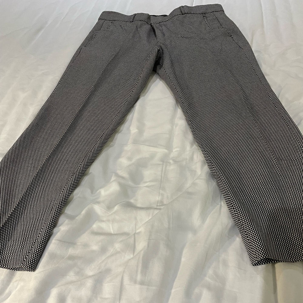 Banana Republic Black and White Cropped Pants